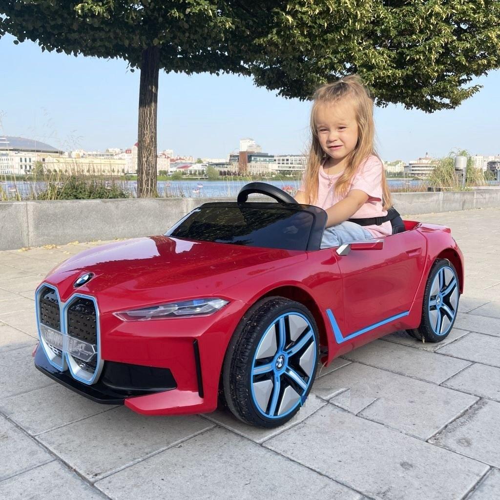 bmw i4 elektromos kisautó gyerekeknek LED, USB, MP3