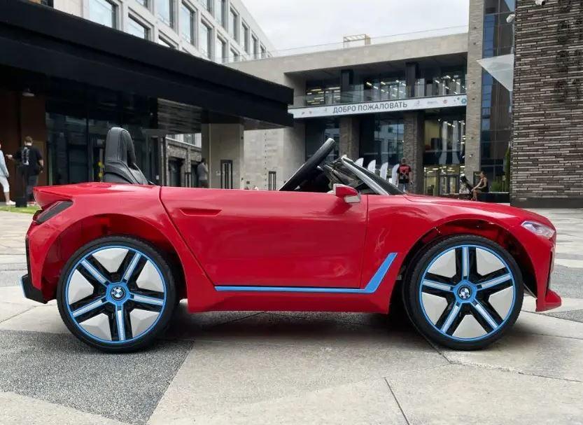 bmw i4 elektromos kisautó gyerekeknek LED, USB, MP3