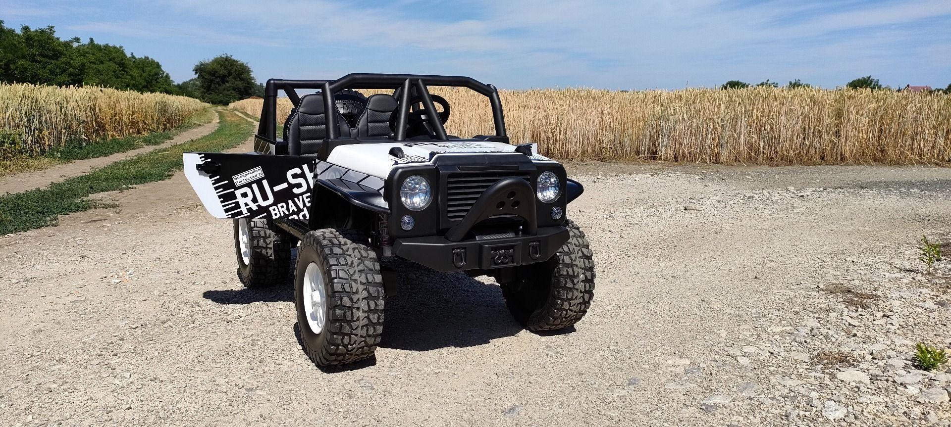 Dakar JEEP 4X4 2 személyes elektromos kisautó 24 Volt fehér színben