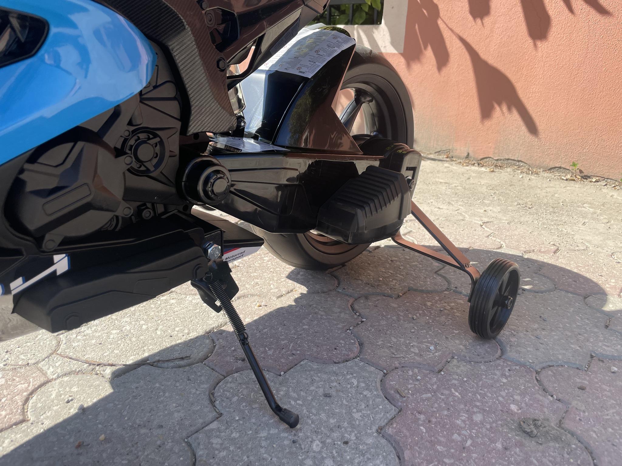 BMW HP4 elektromos gyermek motor jatekflotta