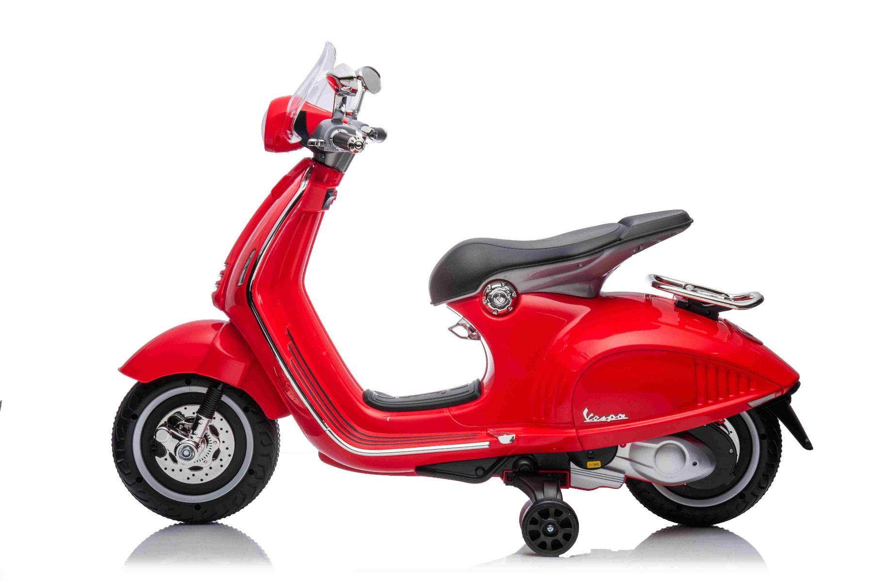 VESPA 946 elektromos gyermek motor 8 éves korig