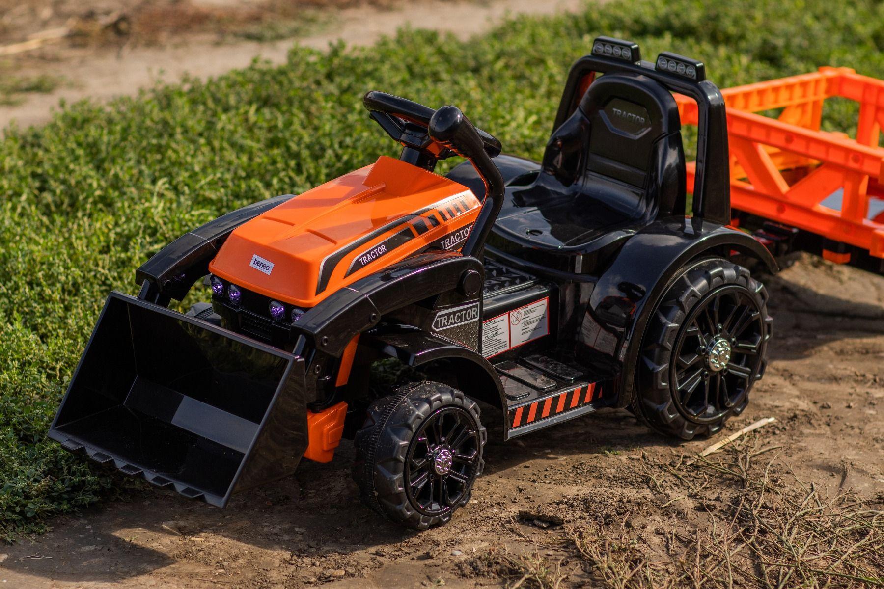 FARMER elektromos traktor 6V merőkanállal és utánfutóval